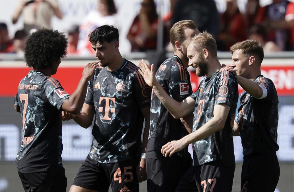 但巴萨目前 但巴萨目前